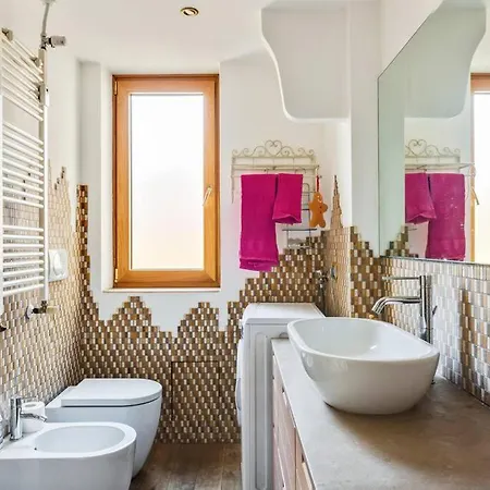 Easylife - Classic And Spacious Apt In Garibaldi ميلان