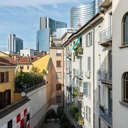 Easylife - Classic And Spacious Apt In Garibaldi * ميلان